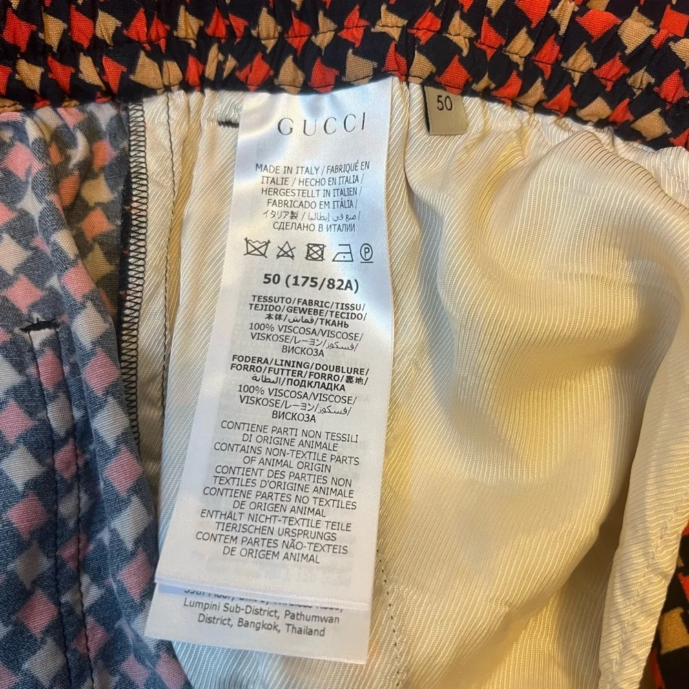 Gucci Red and Blue silk Shorts with houndstooth Pattern